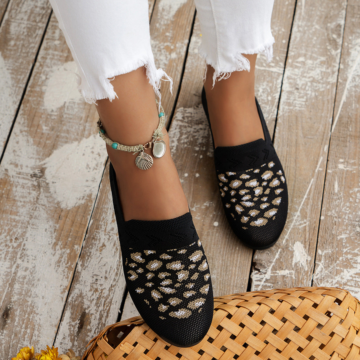 "Leopard-Mesh-Round-Toe-Flat-Slip-Ons – Trendy & Breathable Women's Flats | Comfortable, Stylish & Perfect for Everyday Wear"
