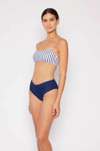 "Mary West Swim Striped Bikini Set – Stylish Two-Piece Swimsuit with Removable Padding, No Underwire, and High Stretch for a Flattering Beach Look"